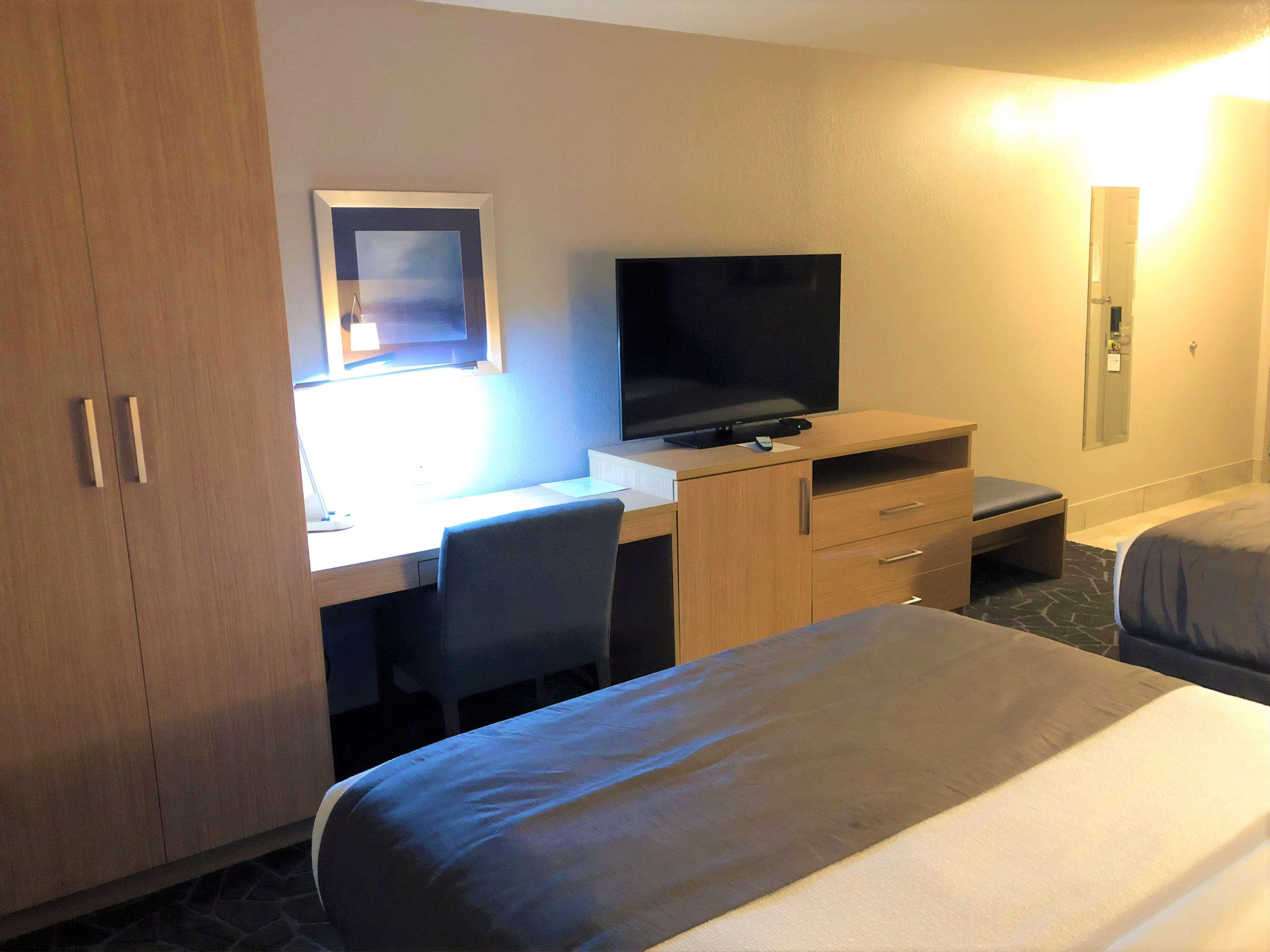 Best Western Eau Claire South Екстериор снимка