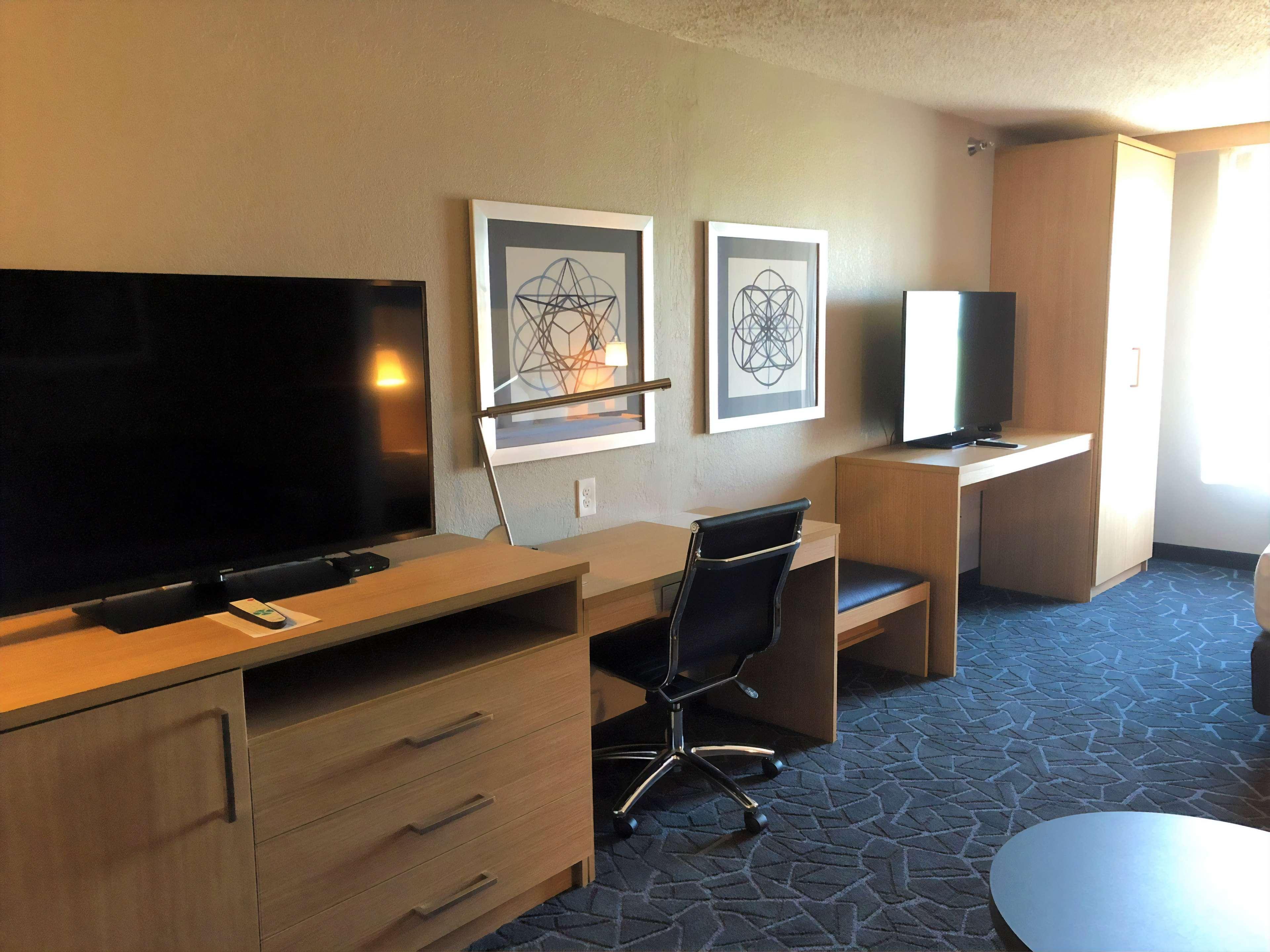 Best Western Eau Claire South Екстериор снимка