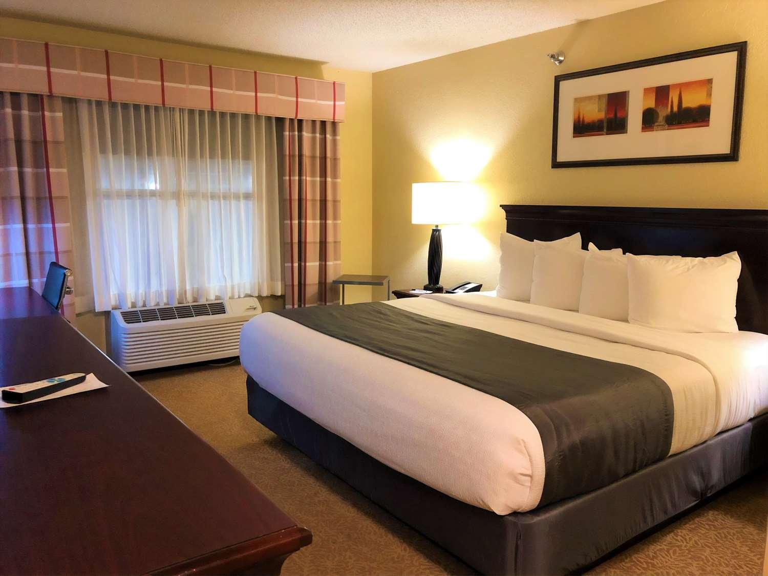 Best Western Eau Claire South Екстериор снимка