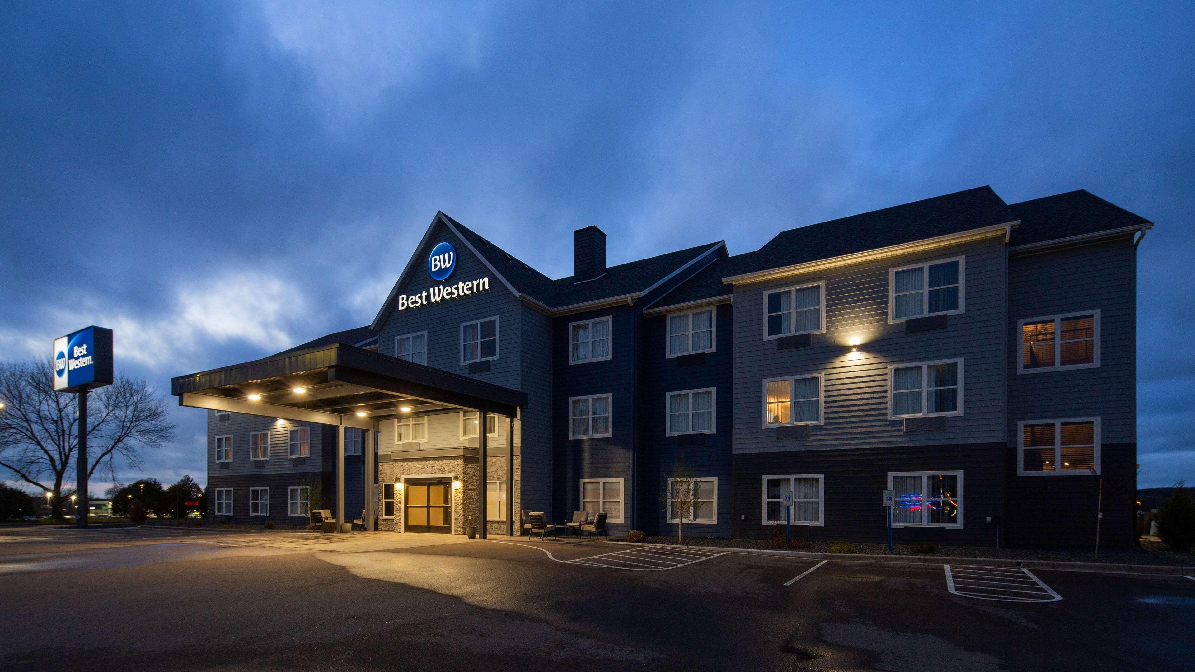 Best Western Eau Claire South Екстериор снимка
