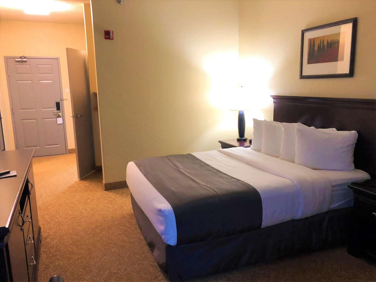 Best Western Eau Claire South Екстериор снимка