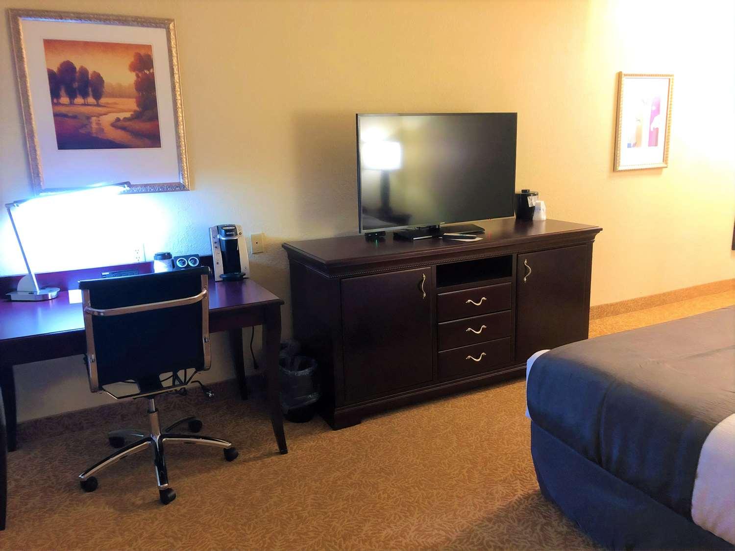 Best Western Eau Claire South Екстериор снимка