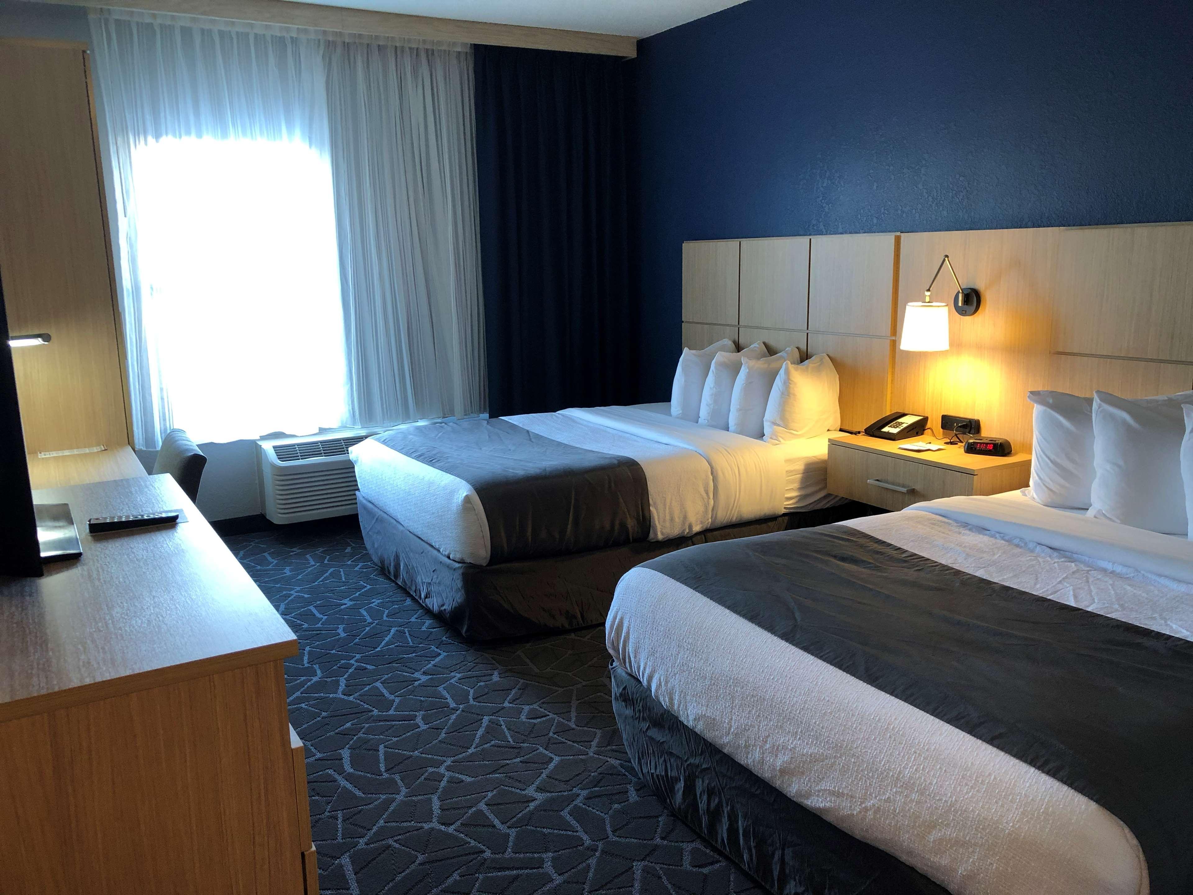 Best Western Eau Claire South Екстериор снимка
